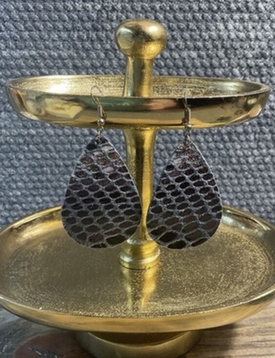 Metallic Snake Skin Tear Drop Faux Leather Dangle Earrings - Picture 3 of 6